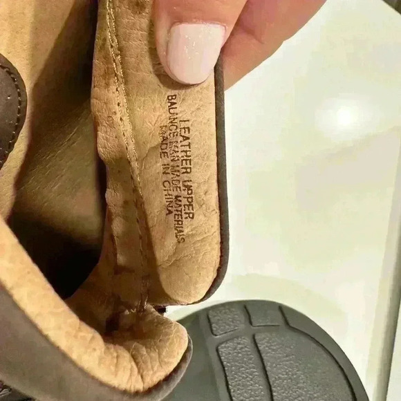 NWOT - Born Women;s Brown Leather Hand Crafted Slip on Mules Clogs Shoes Size 9 - Picture 11 of 11